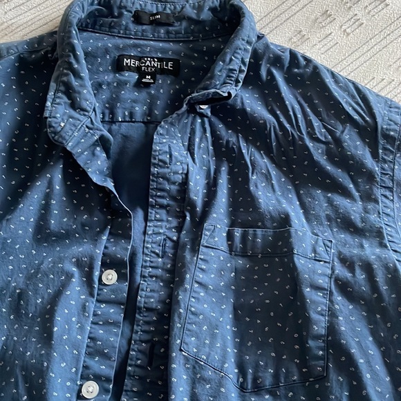 Fun patterned JCrew button down - Picture 2 of 2